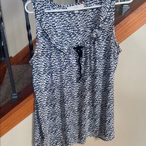 LOFT Monochrome Sleeveless Blouse